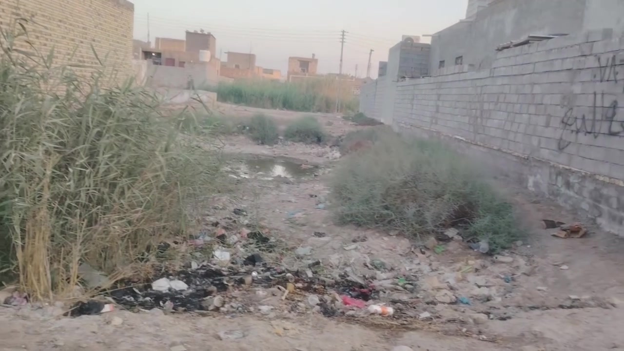 قطعة أرض زراعية للبيع مساحتها ٢٥٠ متر اول نزلة بداية حي التجار صايرة بأول فرع الاتصال على الرقم *********** بيع مستعجل
