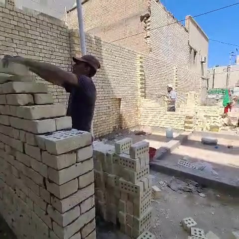 سلام عليكم تم توفير كادر مصري لبناء الطابوك ولبلوك تسليم مهندس شغل درجة اولى باسعار مناسبة للجميع *********** بي وتساب
