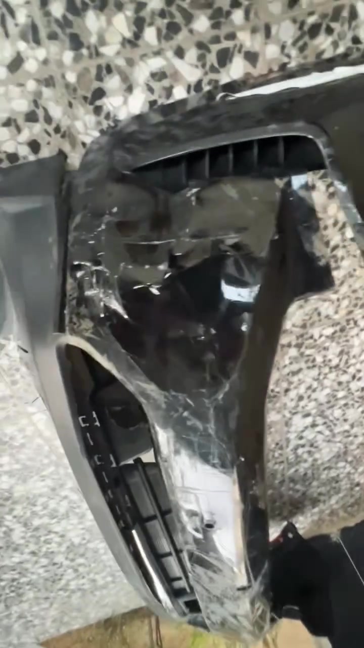 دعاميه تاهو موديل 23 بلاديه اصليه بيها اضرار خفيفه 
مثل ما موضح بالفيديو للبيع العنوان بغداد
***********
