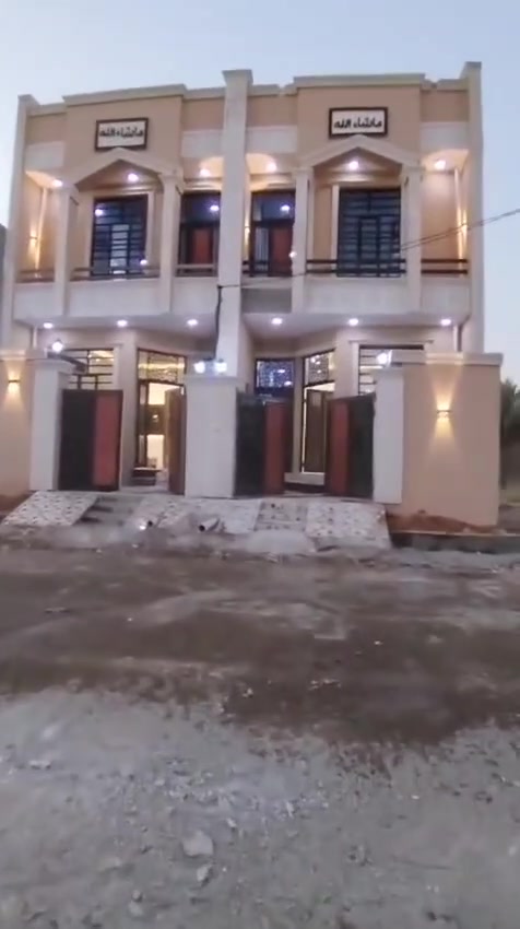 فرصه استثمارية أو سكنية مشتملين متجاورات  طابقين للبيع مساحه كل واحد 100م طابو زراعي سند 25 مكاتبه ووكاله تستلم خارطة وتصميم والديكور وموقع درجة اولى يتكون من استقبال وغرفتين نوم وصالتين ومطبخ  منعزل وصحيات داخليه وخارجية وطابق ثاني الخدمات ماء وكهرباء وتبليط وخط مولد وإنارة وشارع عرضه 10 م ام العضام العثمانية  دخول مقابل الطب العدلي فرع الثاني او من نقطة الشرطة على السده الفرع الثاني سعر الواحد 70مليون وقابل للتفاوض تفاصيل اكثر داخل الفيديو للاستفسار خاص او *********** فقط بيع نقد لا قسط ولا مراوس
