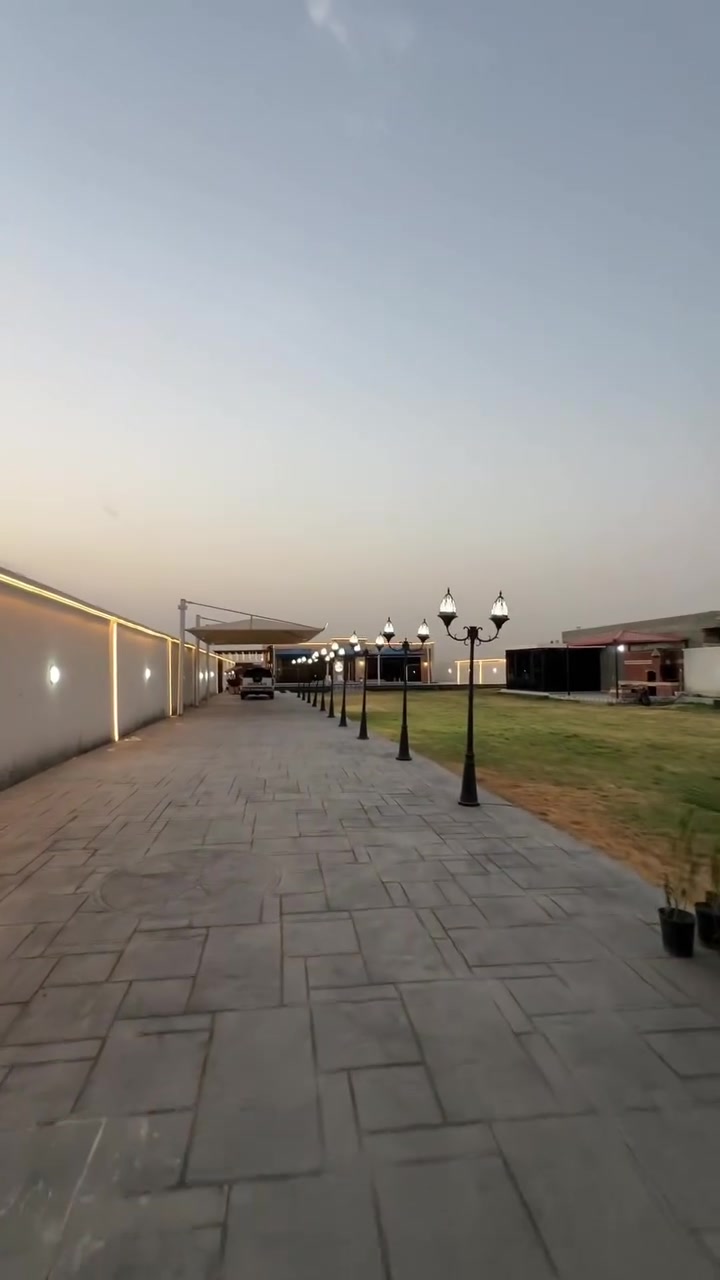 🌿 للبيع مزرعة مميزة في بغداد – الدورة / عرب الجبور 🌿

إذا تبحث عن مزرعة تجمع بين الموقع الممتاز، والمساحة المناسبة، والخدمات الكاملة، فهذه فرصة لا تعوض.

📍 الموقع: بغداد – الدورة – عرب الجبور
🚗 تبعد عن مول العراق 12 دقيقة فقط.

🔹 المساحة: دونم و250 متر
🔹 الواجهة: 27 متر
🔹 النزال: 96 متر
🔹 الجنس: طابو زراعي سنة 25
🔹 تحويل وفتح بيان على طابو المحمودية

🏡 البناء:
✔️ مساحة 200 متر
✔️ غرفتا نوم

🏊 المرافق:
✅ مسبح كبير 6 × 16 متر
✅ جلسة منخفضة بإطلالة على المسبح
✅ مسبح خاص للأطفال
✅ خدمات متكاملة

✨ مناسبة للسكن، والاستجمام، أو كاستثمار ناجح في واحدة من أفضل مناطق عرب الجبور.

📞 للاستفسار والتواصل:
☎️ ***********

🔄 شارك المنشور مع من يبحث عن مزرعة مميزة.

 #عقارات_بغداد #عرب_جبور #مزرعة #اكسبلور #العقاري_عيسى_الجبوري
