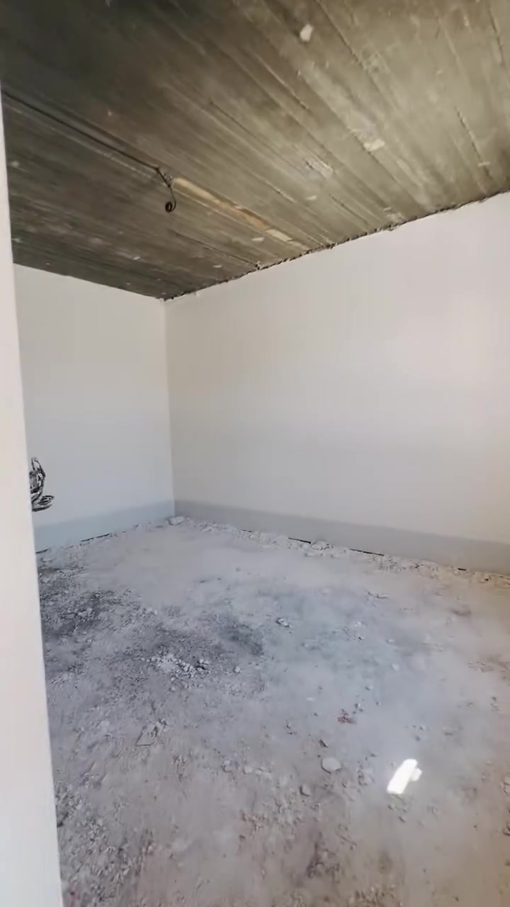 كادر لبخ منل موصل 4اسطوات البيت يطول 3ايام ويخلص  كامل سعر المتر ((كرستو وعمل 5ونص ))بس عمل المتر 3الاف )شقل شرط وين ماتريد شوفك شقلي حاضر
 مفتوح ارقم اي وقت خابر ودلل اصور گدام العين🧏🧏وشرط الجص فني (( ***********

نص مكتوب في الصور:
- حوشان آل فرع ***********