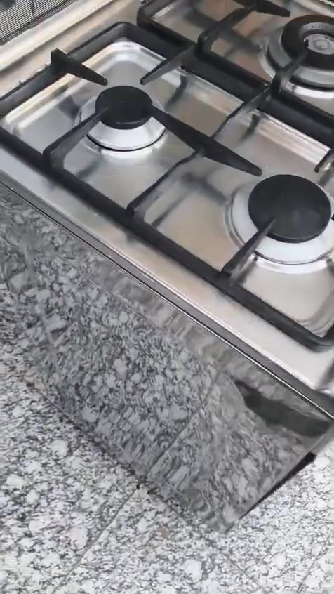 طباخ نضيف باله مكان بصر شرط فحص موجود وساب ***********
