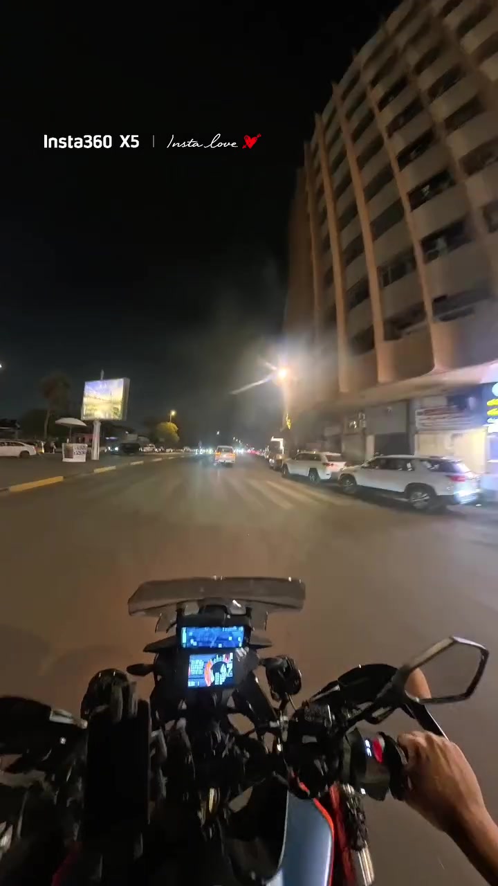 دراجه KTM 390 للبيع
دراجه كامله للترحال  وبيها جلكانات جدد 
مايحتاج اشرح عليها مفوله 
ماشي ٥٤٠٠ وقابل للصعود 
دراجه بسمي وبعدها بلضمان مال شركه 
سعر ٨ملاين قفل 
كامرات شاشه جنط  لايتات اصليه 
بيها هواي سوالف 
***********
