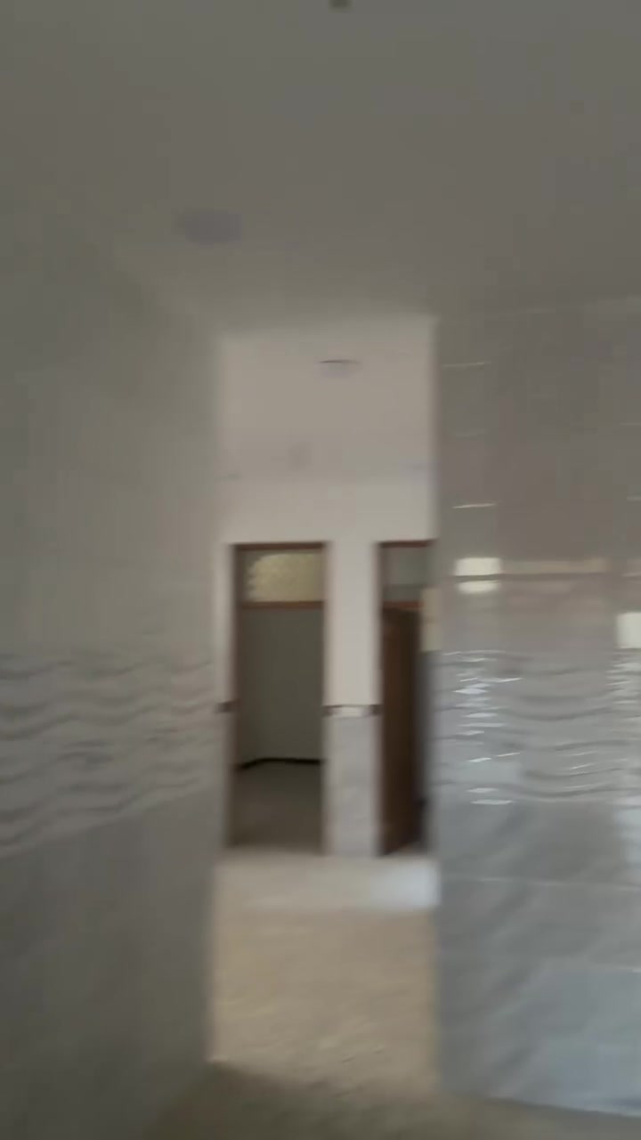 السلام عليكم بيت البيع المساحه ١٤٦متر العنوان الدوانم شارع ابو الحرار اول فرع لبيت جاهز السكن بناء حديث السعر ١١٥وبي مجال تصال ***********او مرسله الصفحه
