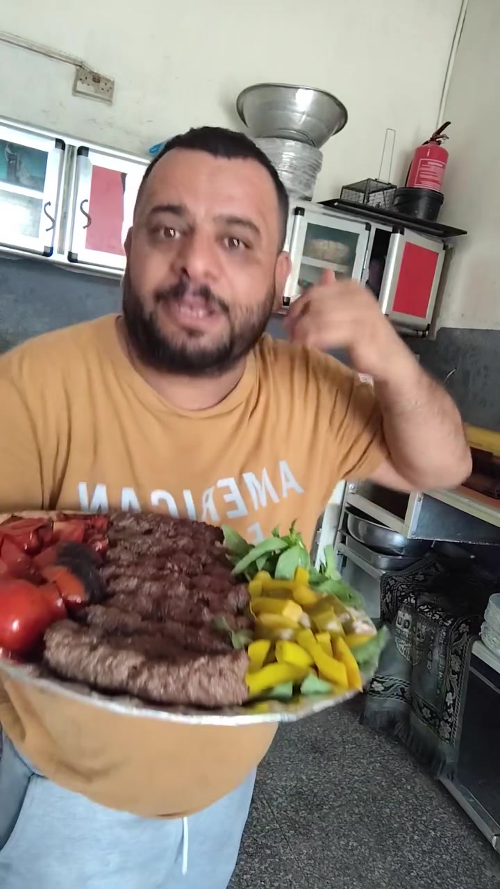 #بلاش والله بس 6ونص 
10شياش دبل مع طماطه وخظره وطرشي 
للحجز ***********
