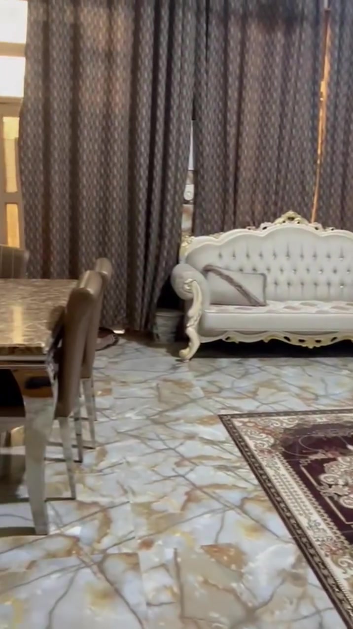 للبيع • خزائن مطبخ • ديكور