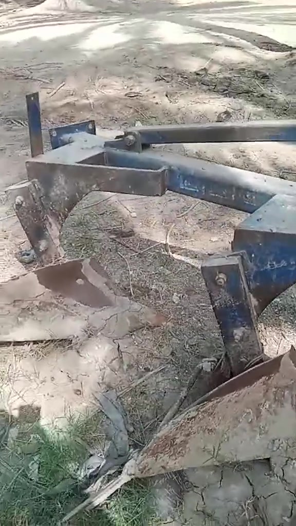 فدان للبيع حجم ١٤شغل الخميسه السعرمناسب***********
