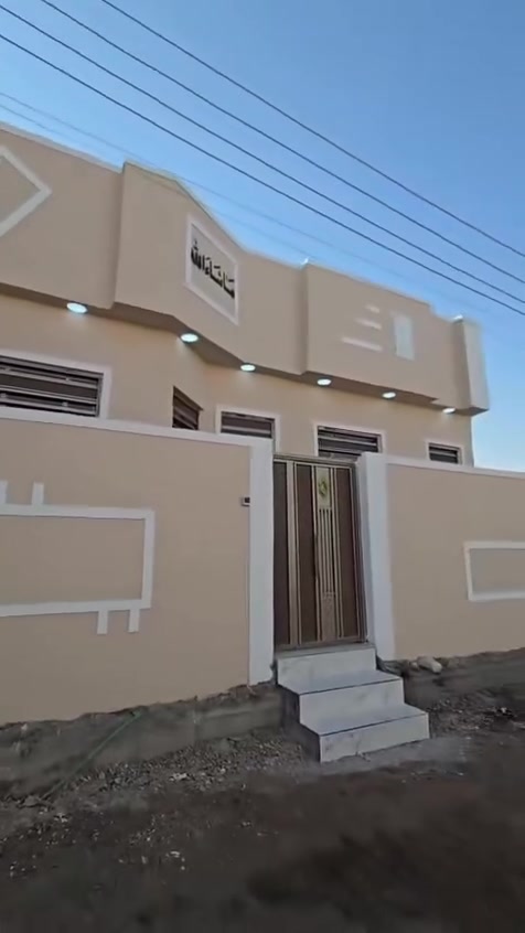 🏡 فرصة مميزة – 3 بيوت للبيع في أبو الخصيب / حمدان
🔹 يتوفر 3 بيوت للبيع، مساحة كل بيت 150 م².

✅ مواصفات البيت:

• غرفتا نوم

• صالة

• ديوان

• مطبخ (حار وبارد)

• صحيات داخلية وخارجية

• جميع الخدمات متوفرة (ماء، كهرباء، تبليط)

📍 العنوان: أبو الخصيب – حمدان

💰 السعر: 88 مليون دينار للبيت الواحد، قابل للتفاوض.

📞 للاستفسار أو حجز موعد للمعاينة، راسلنا على الخاص أو اتصل بنا. .***********
