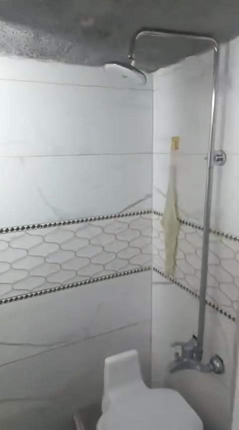 مشتمل 70م طابو زراعي سند25 خدمات كامله تبليط مي مجاري كهرباء مسحوبله سحب
غرفه نوم وصاله وصحيات ومطبخ حار وبارد بناء نضيف

بوب الشام قرب اسواق الصدرين مقابيل شارع الرجابات

سعر مناسب ب33 مليون 

***********
