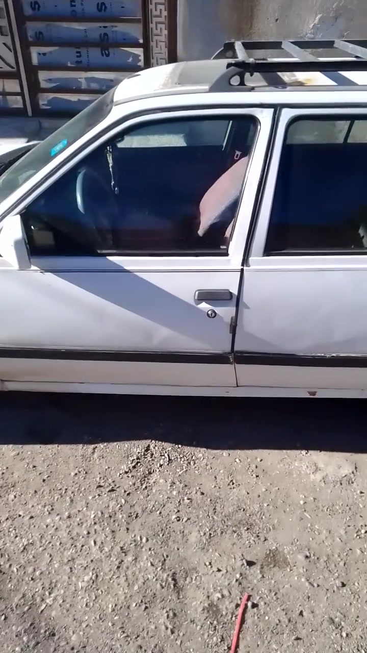 للبيع كاديت ستيشن رقم اجنبي نينوى سياره كلها شرط للتواصل ***********
