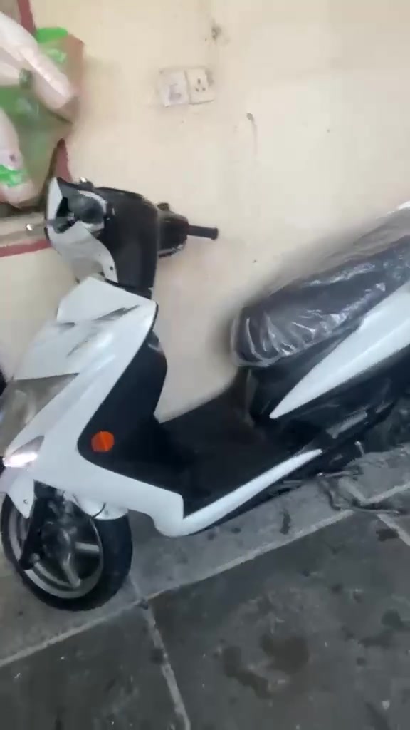 سلام عليكم شباب دراجه سكنس لد يبانيه كفاله عامه دراجه نضيفه بمعنه الكلامه دراجه مانطلع بيه ودراجه متروكه ماطلع الله شاهد دراجه الياخذه يجنيه عنواني حي اور سبع قصور هاذه رقمي وبل خدمه خابر وبل خدمه ***********

