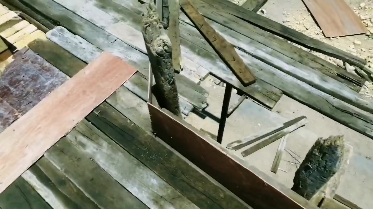 سلام عليكم
نجار قالب  متفرغ حاليا...عمل درجه اولى اسعار تنافسيه
اخذ عمل اكرسته وعمل 
دنك.رباط.قواعد.رفت.
هاذه رقمي *********** بيه واتساب
