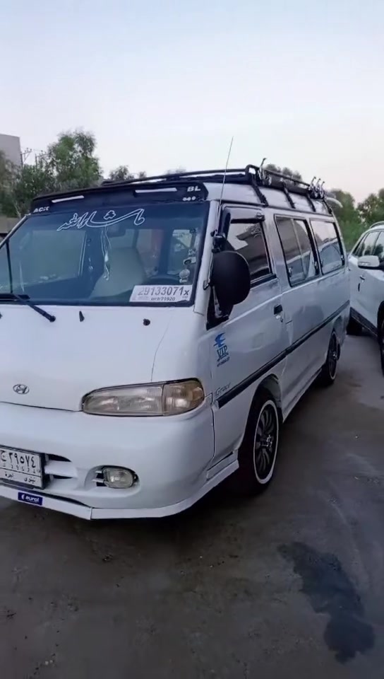 سلام عليكم هونده للبيع سياره جاهزه هيئه ما مسجله مرور صفر سنويه 2028 حصه كاز بيه *********** وشراي يتصل وسعر 65 وبيه مجال
