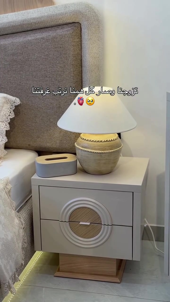 ⁨	⁨	⁨	⁨	غرفة النوم فاني

9 قطع 
تركي المنشأ

سرير مخزن 
خشب ام دي اف 
انارة ليد 
النقل والتركيب مجاني داخل الموصل
يوجد اقساط للموظفين 
لطلب الغرفة يرجى مراسلة الصفحة 
او زيارة موقعنا في الموصل حي القادسية بعد الاشارات مقابل مذخر ادويه نركال⁩⁩⁩
#الخفاف #explorepage✨ #fyb #اكسبلورexplore #اكسبلور_فولو

نص مكتوب في الصور:
- تزوجنا وصار كل همنا نرتب غرفتنا 🥺🫀