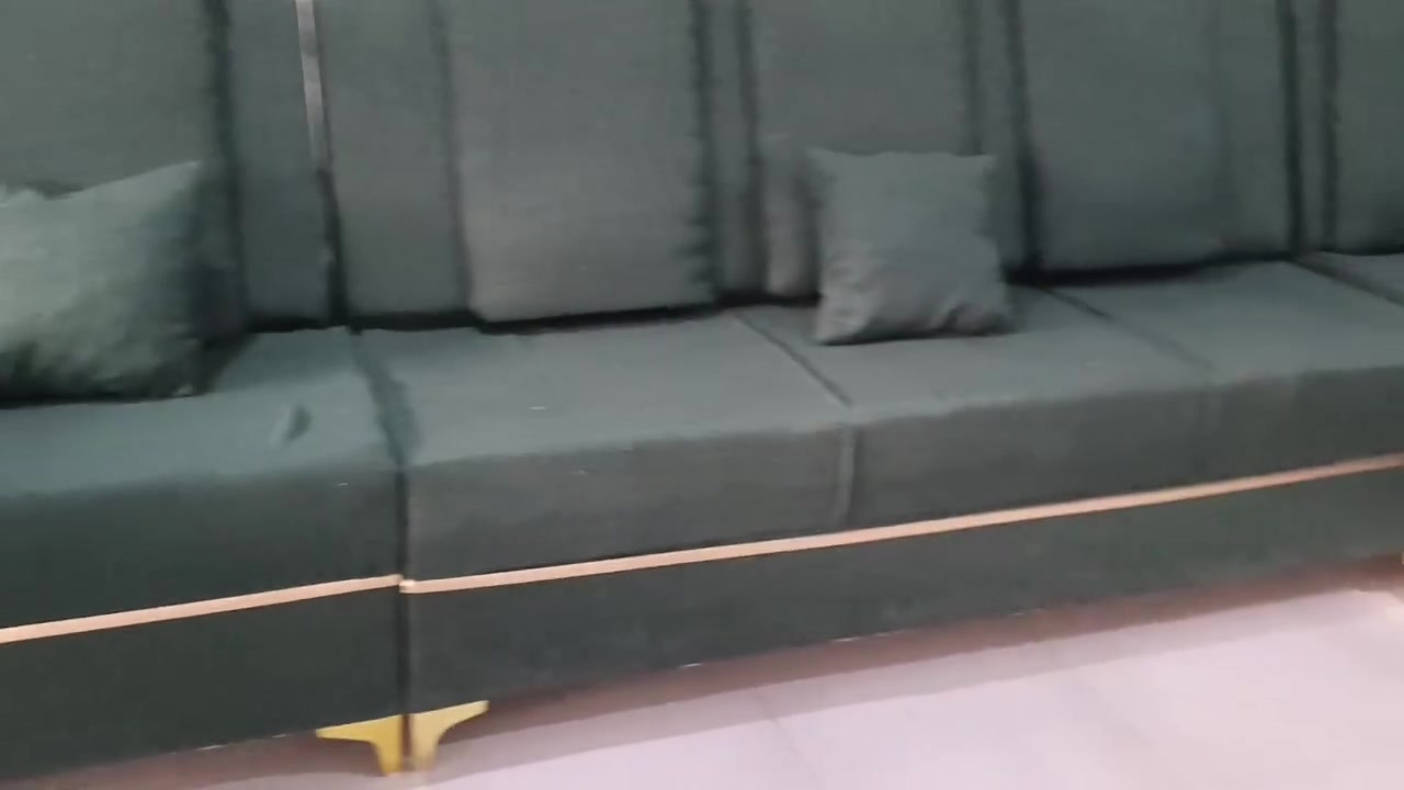 سلام عليكم يوجد ديوان جديد فول 12نفر عنوان اربيل التفاصيل عل وتساب🌹 ***********🌹***********🌹
