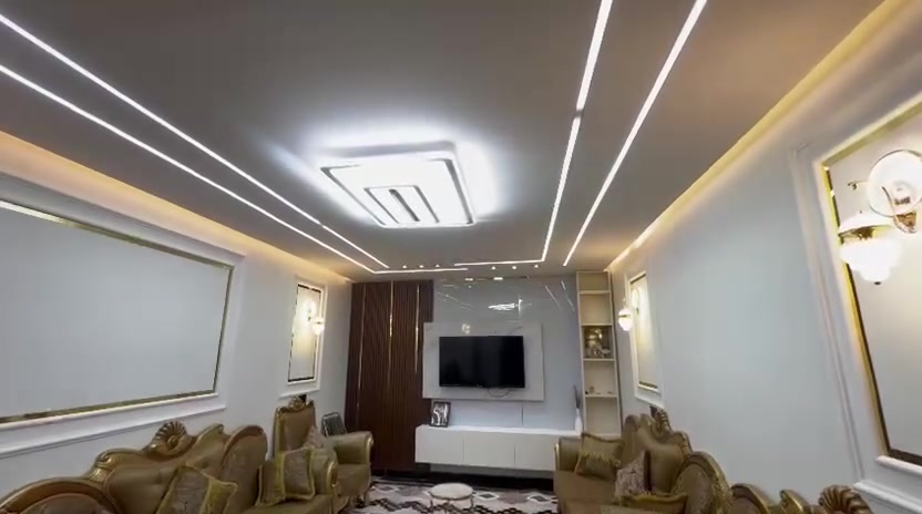 سلام عليكم دار للبيع طابقين موقع تجاري على شارع عام الكرغولية سايد واحد قرب اسواق اسطنبول مساحة الكوللية 350 واجهة 11 نزال 33 بالسند 250مساحة بيت مع محلات مقطع فيديو موضح على حالة البيت 
مصروف علية ديكورات تاسيس مي
 ملاحظة ( بيت ينباع مع اثاث ) 
عداد الغرف النوم 7 + استقبال  وصالة مطبخ حار بارد 
مستعجل على بيع سعر مناسب شراي يتصل *********** مااقصر وياه اكثر تفاصيل البيت يم صاحب هاتف
