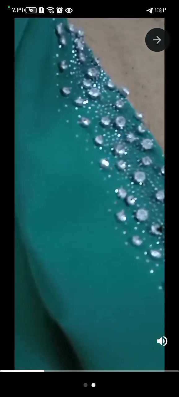 شغل يدوي ما ملبوس اجه هديه من شارع الربيعي من اختي ب120 
يلبس قياس 40 هو36
قماش ايطالي تصميم تركي 
مناسبات تخرج عقد محكمه يجنن بارد 
وزني زاد وما اكدر البسه.. 
نهايته ب90