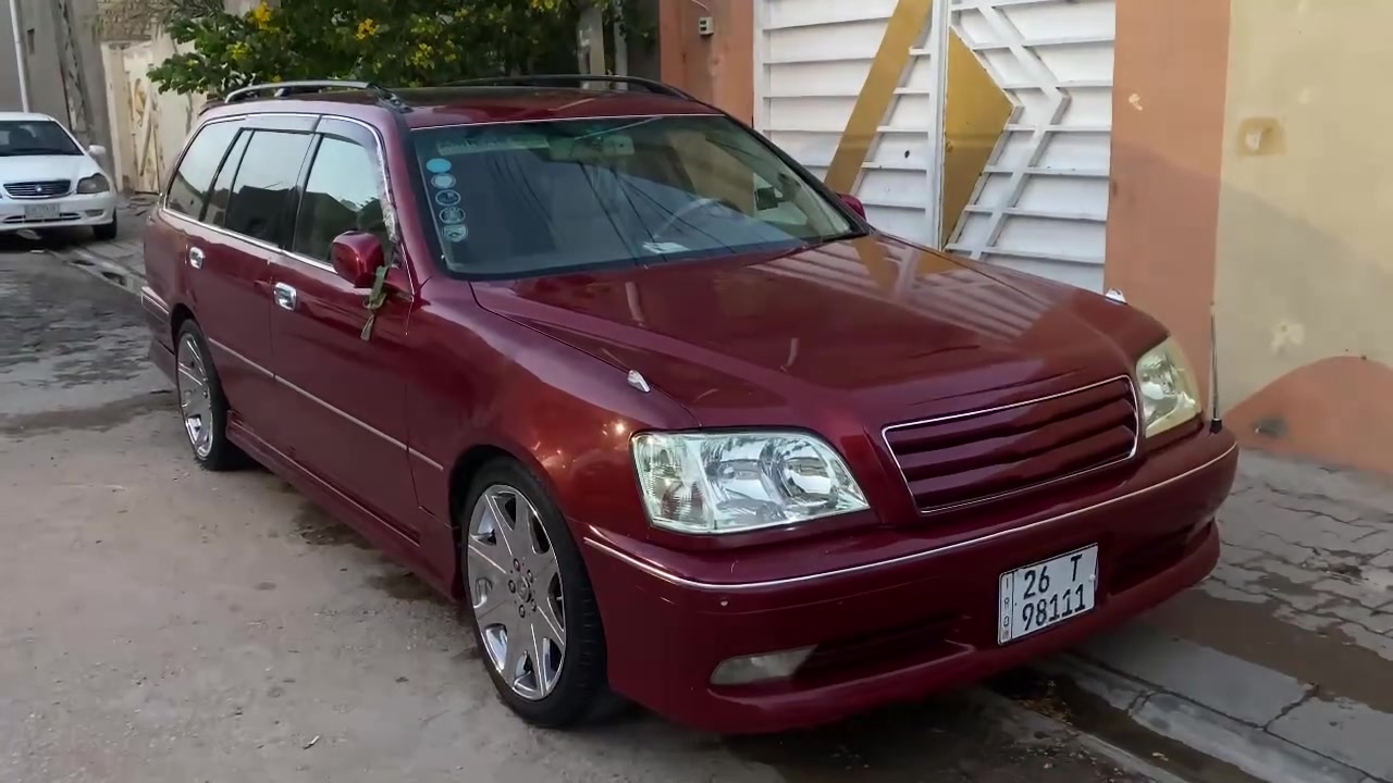 سلام عليكم ملكه استيشن للبيع مديل 2000 رقم صلاح الدين السياره كير ومحرك وحداديه كفاله مكفوله من الكص ولنقل جثه ول الاصوليات دكمتين محركه D4الكبير بيهه اثر جراد بصيط مكان السياره نجف السعر 135وبيه مجال الرقم***********
