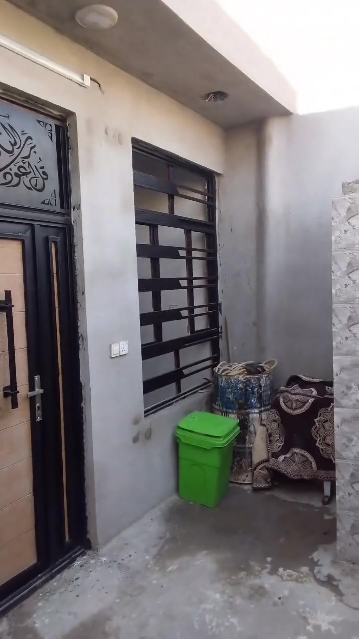 مستعجل • بناء حديث