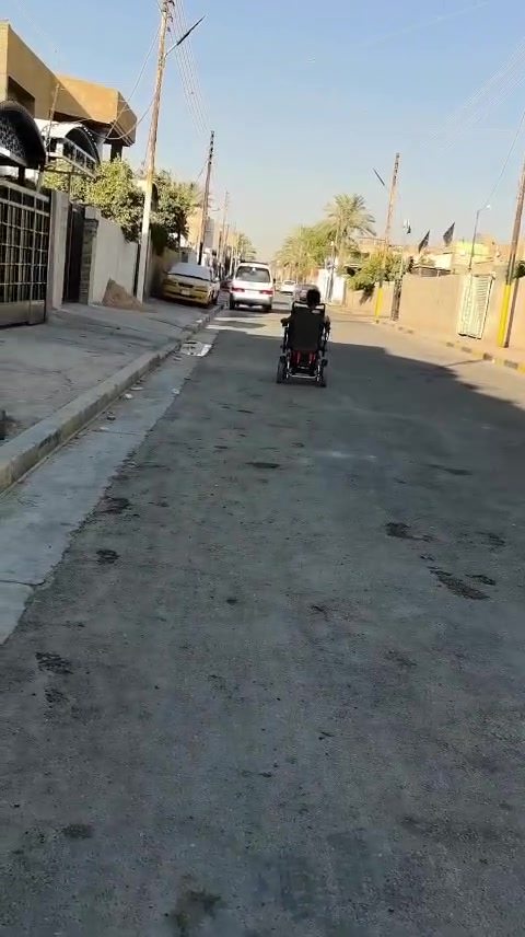 كراسي متحركه كهرباء وزن خفيف المنيوم يحمل وزن ثقيل دبل بطاريه سريع للستفسار اكثر بغداد وات ساب ***********
