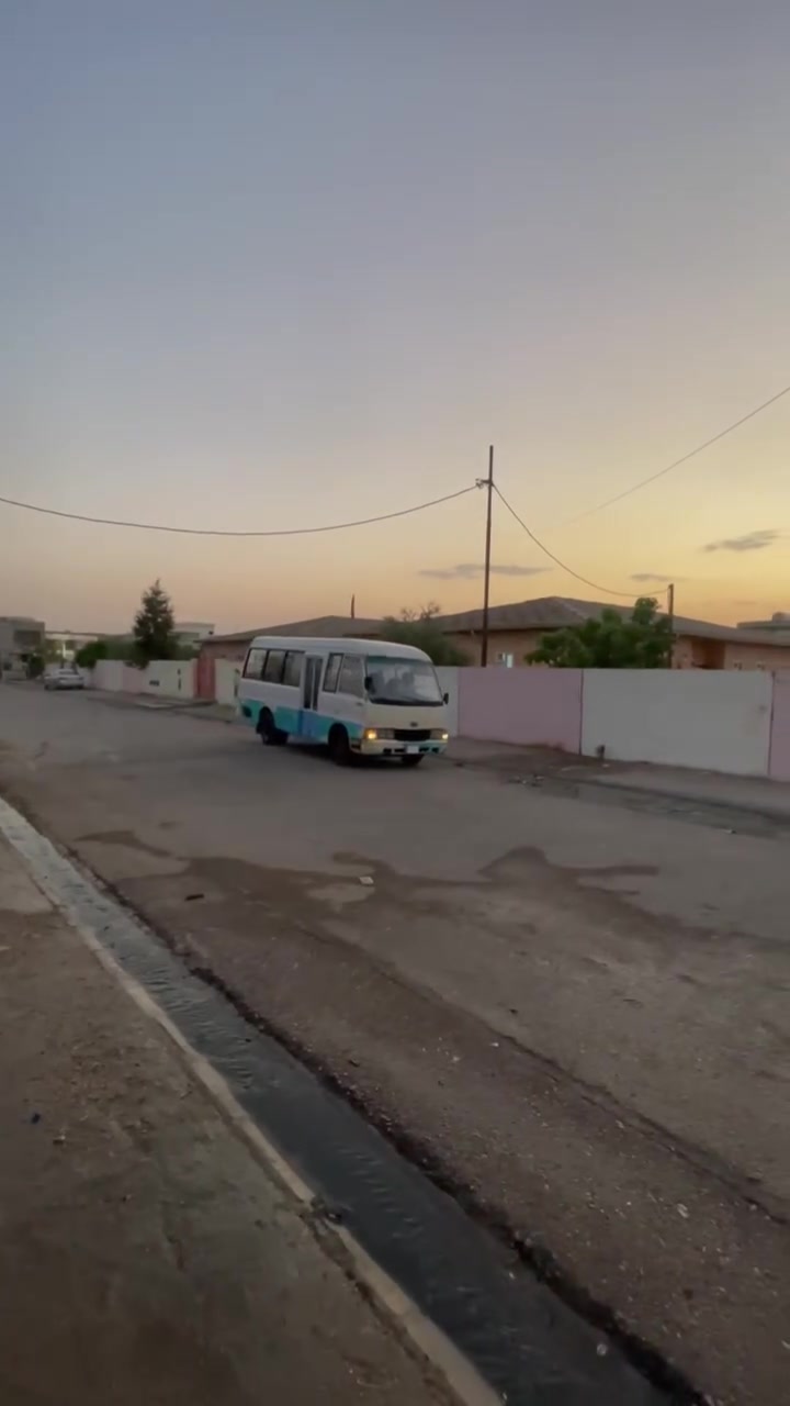 سلام عليكم سياره للبيع موديل 96 الاتصال ع هاذا الرقم ***********
