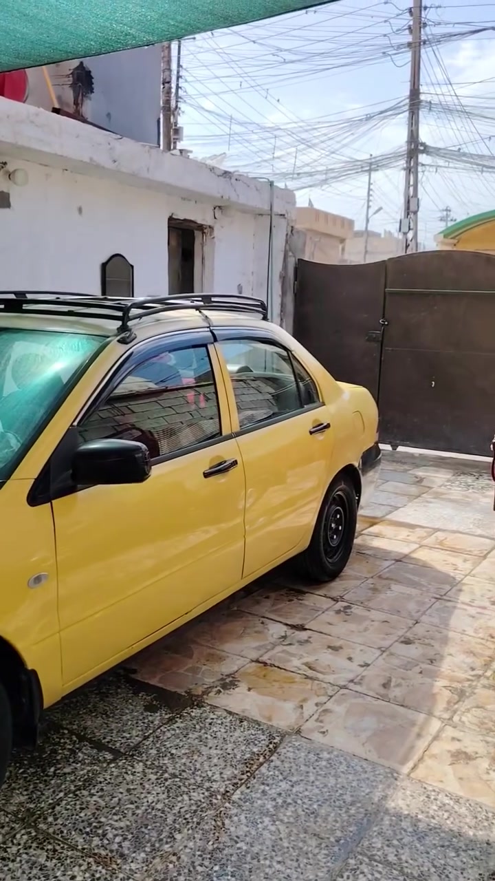 سلام عليكم لانسر ٢٠٠٩ مكينة قبق
أسود السيارة بلادية بسمي مكاني بغداد السعر ٦٥
تبريد ثلج ***********
