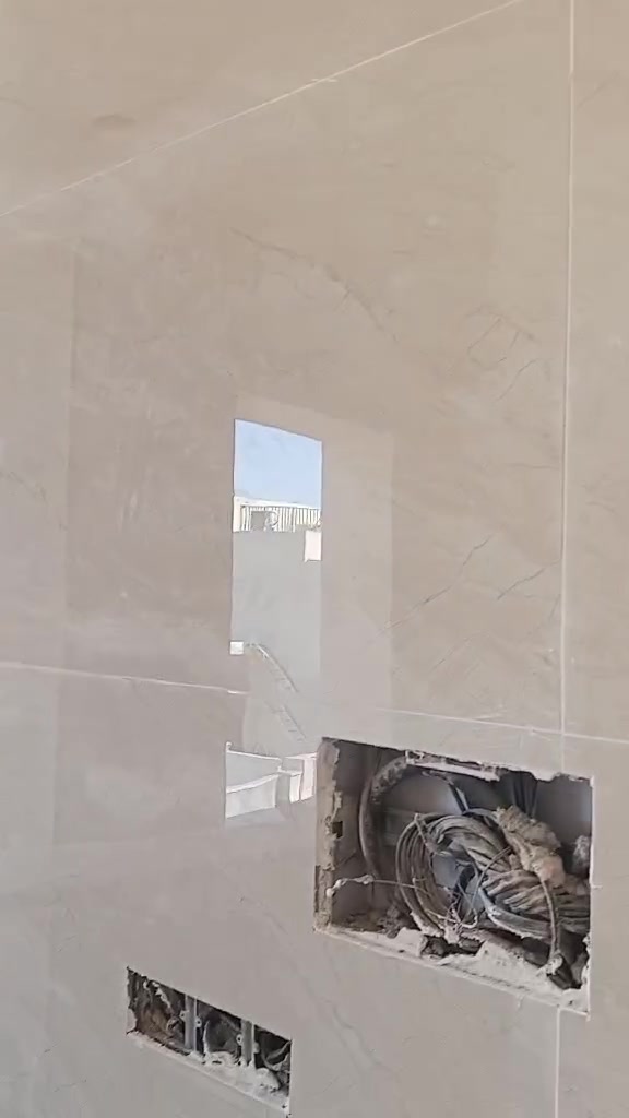 خلفه مصري لتطبيق سيرميك والكاشي ومرمر برسلين دراج شغال درجه اوله متفرغ في بغداد  ***********رقم بي وتس
