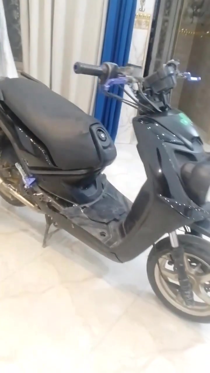 السلام عليكم👋
دراجه جبلي ام عيون الدراجه بيه تزويد يدات مالت بريكات وستيرن رياضي ودواسات مالت رجل رياضي بيه صالنصه ستيل رياضي نصبه حلوه 
العنوان: بغداد المعامل العماري 
السعر:900الف وبيه مجال 
الرقم الهاتف:‏‪***********‬‏
