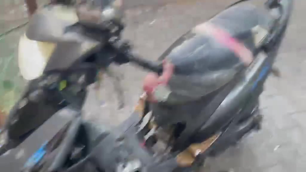 السلام عليكم مكلف مكلف مكلف بل نشر
دراجه ماكس 120
دراجه نضيفه 
مكينه ما مفتحه نضيفه 
دراجه شلعه معدل 
تحتاج ترتيب بصيط 
درجه هندر فقط سلف مايشتغل 
السعر 550بيه مجال بصيط حك الجيه 
رجائن الي مايعرف وماينطي الدراجه حكه لا يراسل 
الرقم*********** وتساب مفتوح دتئمن
