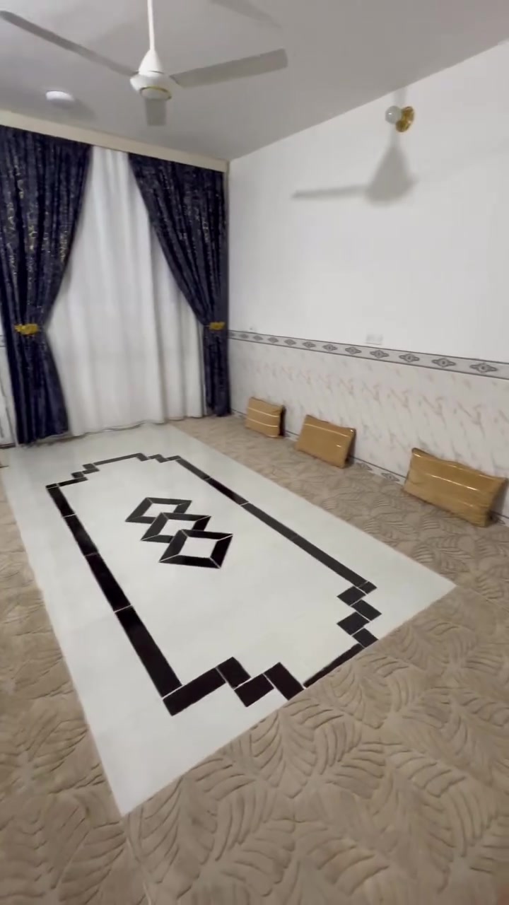 بيت طابو زراعي سنه ٢٥
مساحه ١٥٠ مع قطعه ارض١٥٠ فارغه بصفه 
العنوان حي الصفا قرب حولي المحموديه 
الاستفسار *********** يوجد وتساب
