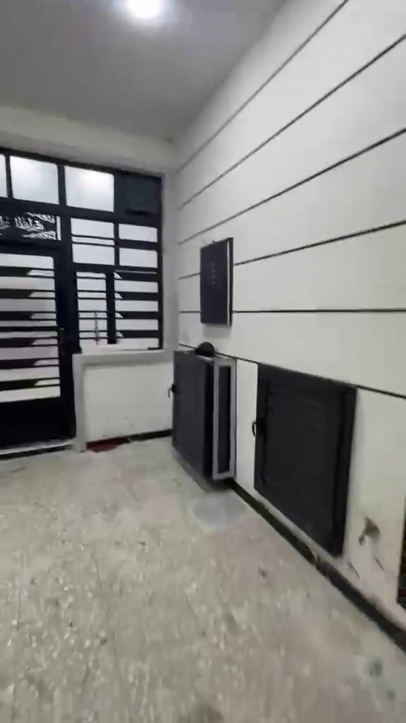 بيت للايجار • خلف شركة الزوراء • ١٣٠م