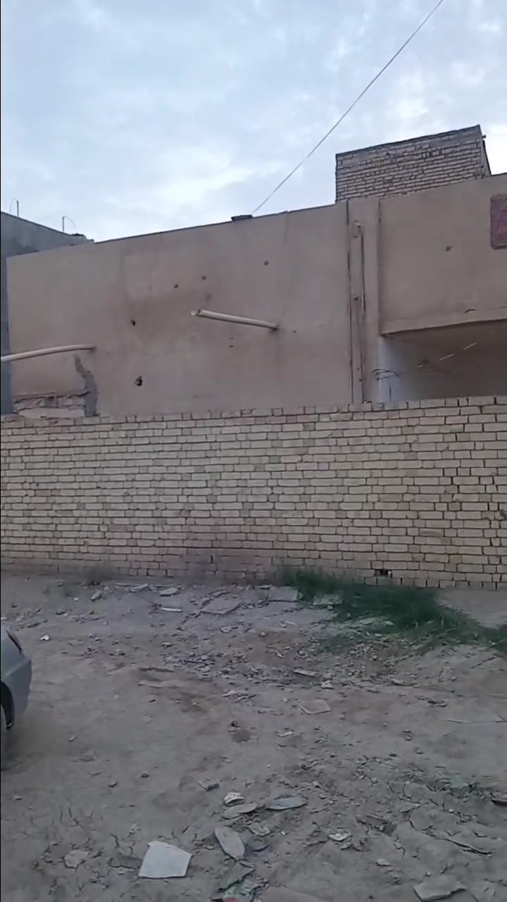 بيت للإيجار • ١٠٠م • متواجد