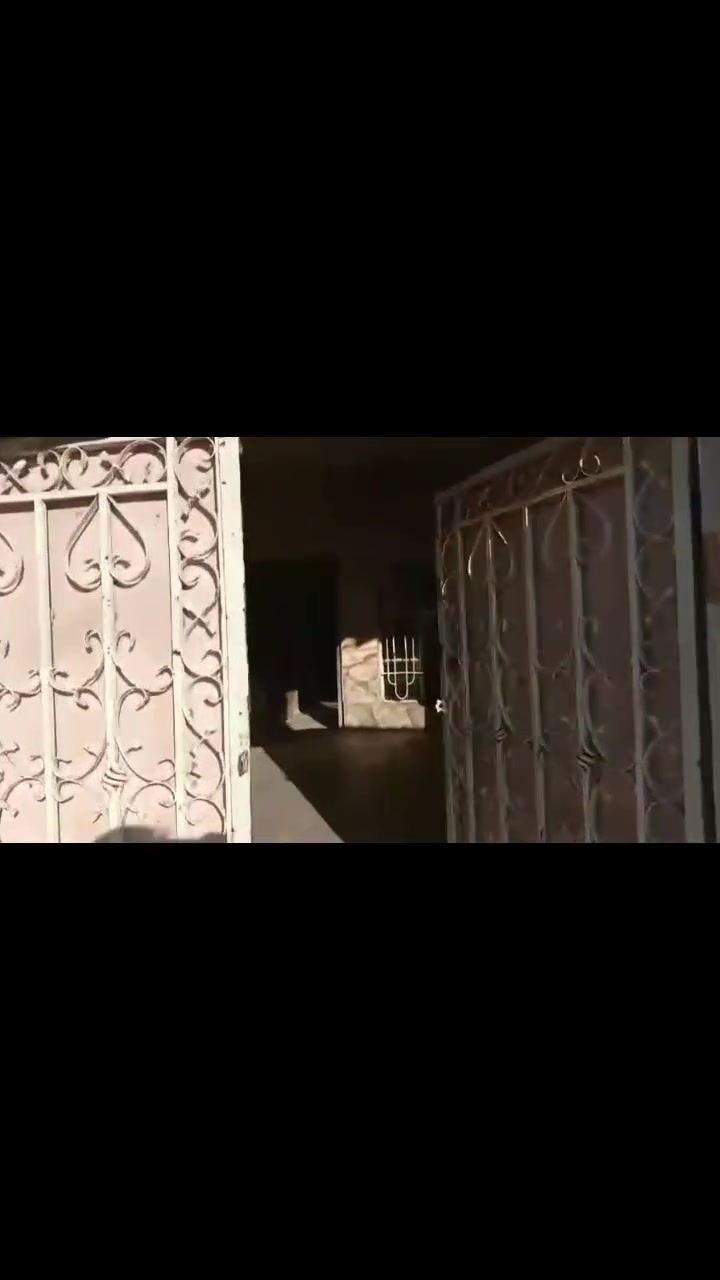 🔷السعر 135 وبي مجال(***********)
منزل للبيع الكوت داموك مجاور مدرسه الطوعه ومدرسه الفوز مساحه 150موقع ستراتيجي امامه منتزه 
 تحويل ثاني يوم غير مطلوب طابو صرف

 🔹محتوايته3غرف هول استقبال صحيات بالطابقين

