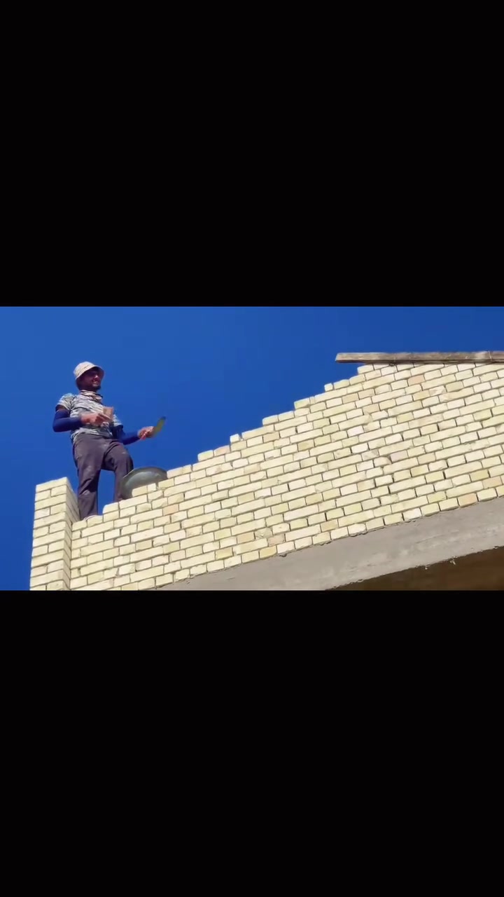 خلفة بناء الدبل ب ٣٢٥ وشغل درجة اولى تواصل ***********
***********
