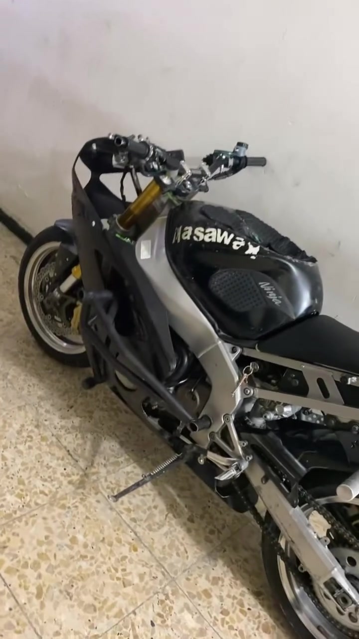 كاوسكي 636 • ٢٠٠٤ • نضيفه