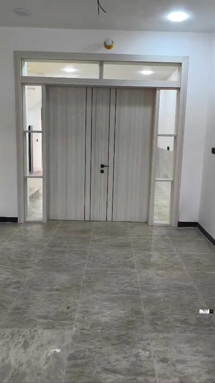 يقدم لكم معرض ميلانو   ابواب صيني بجميع الموديلات و الوان متوفر 
باب ثقيل
مقاوم للماء
عازل للصوت
العنوان الشعب شارع صحة مقابل كيك وحلويات الشهد
***********
***********
