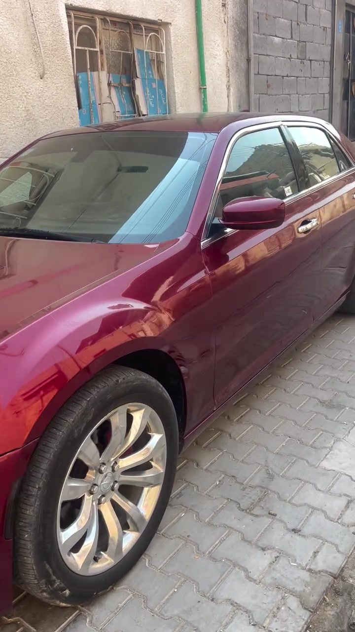 السلام عليكم اوبامه موديل 16 اصل بسمي فول موصفات مكينه 3600  كير حداديه كله جديد البيع او مراوس مكاني البصره السياره كنديه ما بيهه برغي نقص ***********  السعر 145

