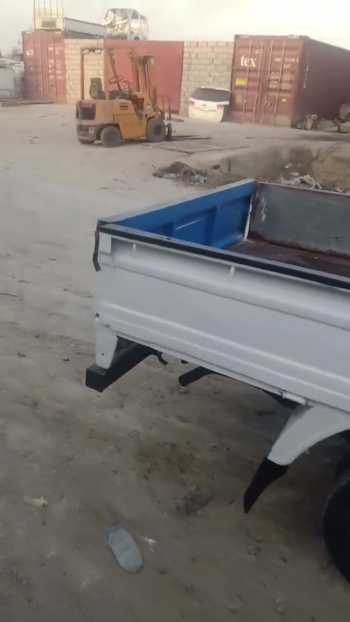 السلام عليكم للبيع كيا موديل 94 رقم واسط
مكفوله كير مكينه اكسل شاصي كهربايات كله شغاله دوشمه جديده 

السعر  53 وبي مجال م ***********
