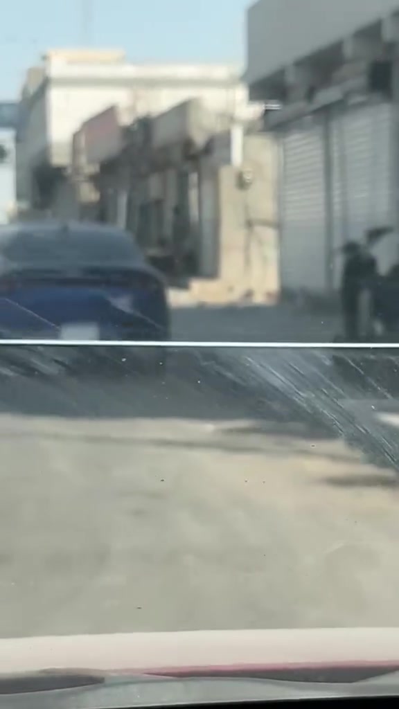 الصالحيه  مقاطعه 10
موقعها مقابيل القصور الرئاسيه مستقبل يكون كورنيش هنا تبعد عن شط العرب 2000 متر 

تكون بين شط صالحيه وشط العرب قطعه مستقبل استثماري لان راح يكون قربها كورنيش

سعر(32) وبيها مجال

للاستفسار:// ***********
