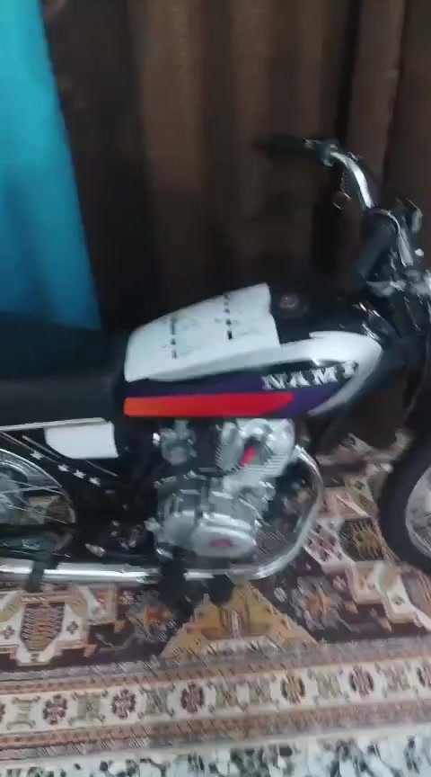 دراجه كير اصولي للبيع 950وبيه مجال  تعمير 26 وشاصي 16 اوراق مكفوله  مكينه مفتوحه فقط ولفات دراجه شلعه ومعدل وفصله صاروخخ 
مكان نجف حي العسكري رقم***********
