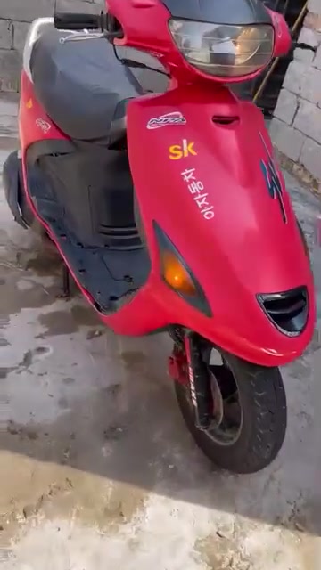 ***********سلام عليكم درجه لبيعع قبل شهرين نزلتهه من حاويه درجه كفاله حته سكان يقفل سعر 600 وبيه مجال رقمي للتواصل درجه نكره سلف
