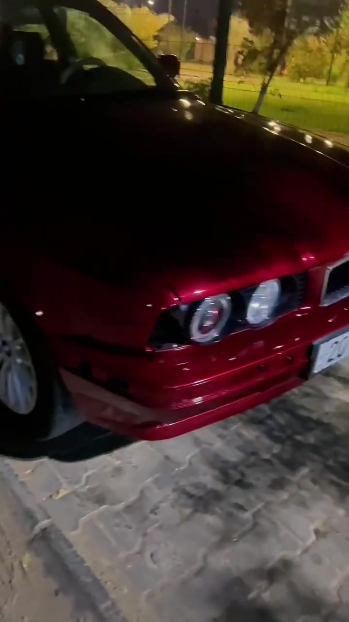 السلام عليكم 
صلوات ع محمد والي محمد للبيع متوازي ع فلوس
BMW 535مفتوح كير عادي 
السياره ستوها طالعه من الفرن صبغتها كدامكم بلتصوير واضحه
السياره بعدها لسه ما مبولشه 
لايتات ام الأسوار 
داخلها كله جلد اسود وبلنص رصاصي
السياره عوزها شغلات كلش بسيطه 
شلعه وحرك تاير مو طبيعيه السياره وحشه بلشارع
تخم تاير جديد
حداديه جديده
ويل قياس 16لا عواج ولا لحيم 
السياره بلنجف 
وعارضها ب45وبيها مجال حك الجيه
السياره بسمي مداور ثاني يوم 
سنويتها لل28
رقمي ***********
