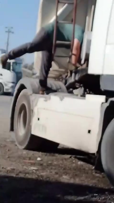فالفو بحاره بحاله جيده بسعر مناسب للبيع
للاستفسار الاتصال على الرقم
***********
