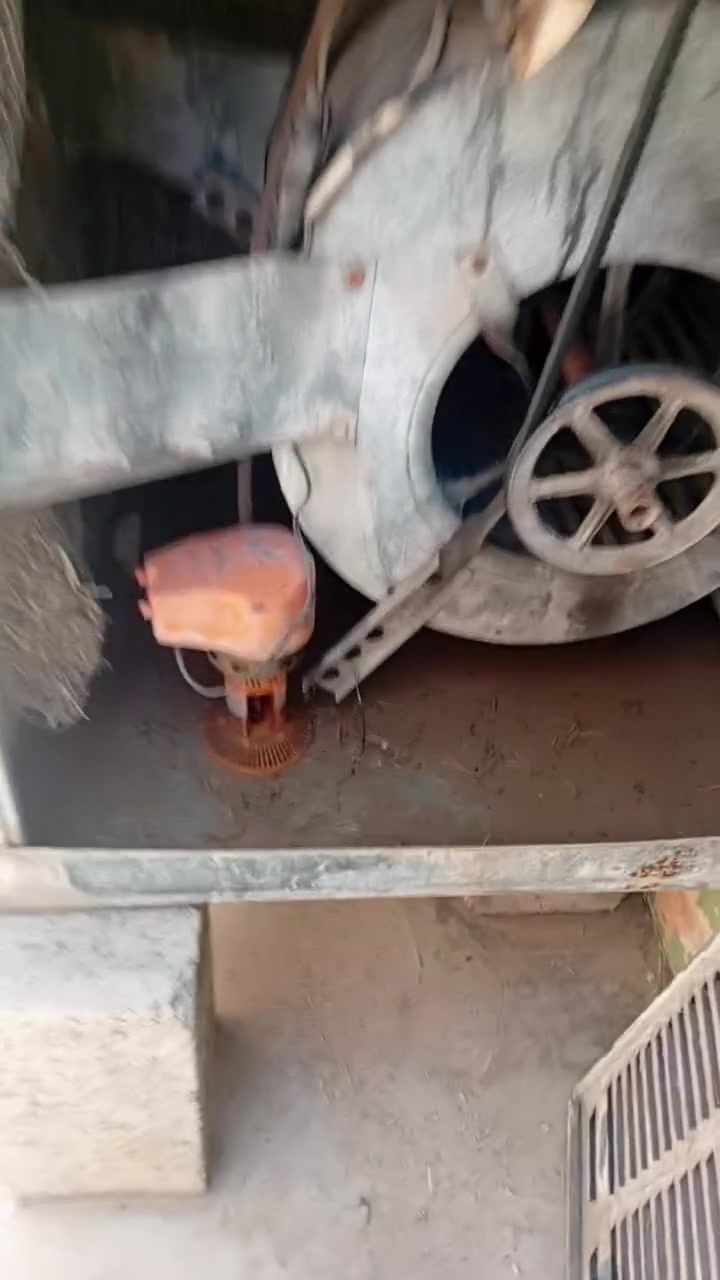 مبرده للبيع شرط شغال سعره 60بيها مجال قليل مكاني كركوك حزيران ***********
