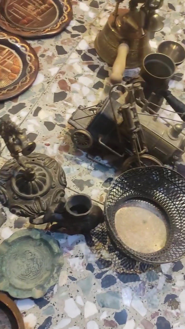 يالله سلام عليكم خوان العدد 38 قطعه ستفسار خاص وتساب تريد مفرد تريد شلع ***********
