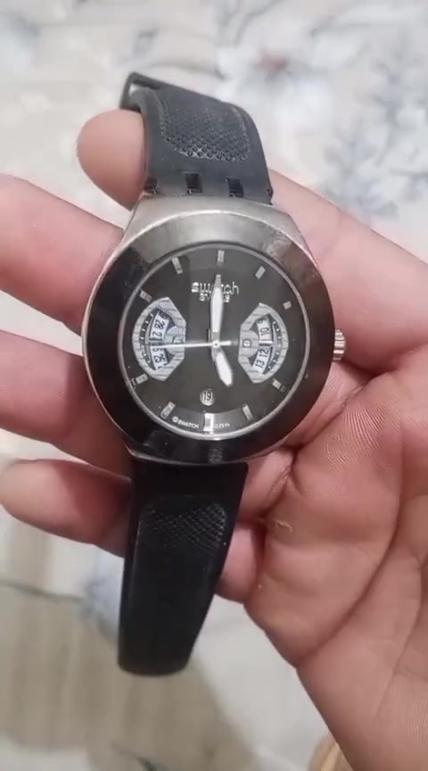 ساعة • ٧٠ سنة • أصليه