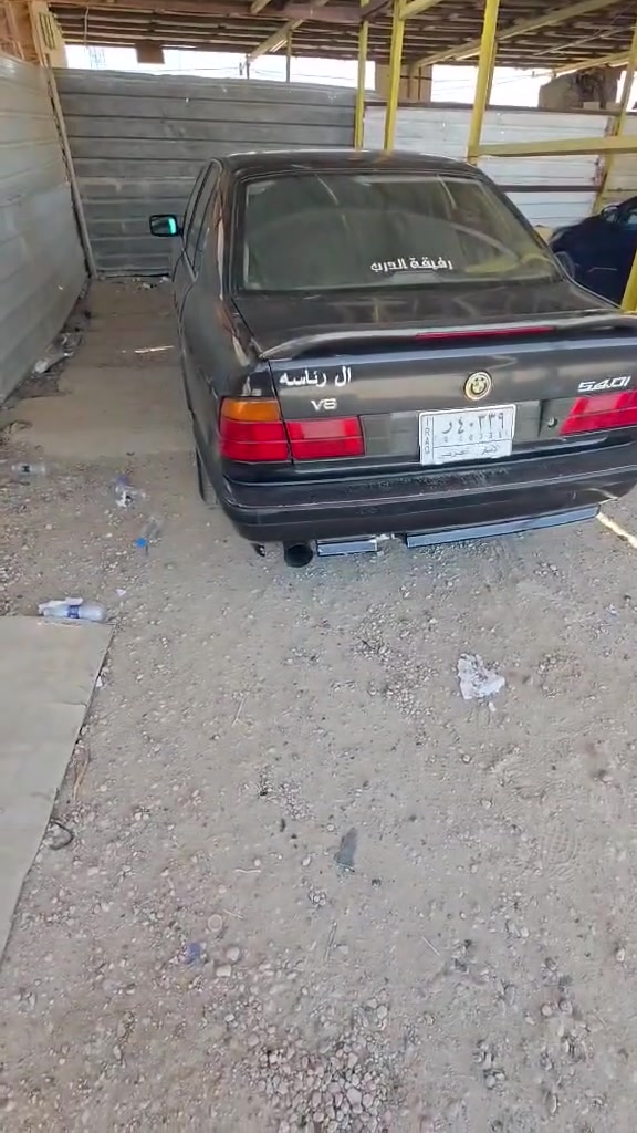 السلام عليكم
للبيع BMW 540 أصلها 525 مسكر 

السيارة تحتاج ترتيب شي بسيط 
رقم انبار مشروع وطني لونها اسود غير محدد 

 گير اوتوا 540 V8  موديل 91 محدثة 95

قبل شهر مجفت محرك كسرت بستم وفتحت المحرك 

باتري جديد
 تخم تاير جديد وويل اصلي 17 شنايزر الام نفطر 

دعامية خلفية اصل M والامامية كت ام 

بيها صوت گزوز مرعب تحكم ريمونت بوابة 

لايت  وارد أمريكي اصلي LED عالي ناصي تمشي باليل ع الكشاف هم LED 
تشغيل عن بعد وتقفيل وتصعيد جام والفتحة 
تبريدها يخبل فتحت منظومة كاملة قبل 15 يوم 

غرفتها فقط كشنات شوي تعبانه 

سعرها 58 قفل 
مكانها بالحله ***********
بيها خياسات بالدور مال الجاملغات الي يريد يشتري ميوگفن ذني ومتكلف هواي وطخة بالچاملغ الخلفي جهة السايق واضح بالصور وضربة بالچاملغ الأمامي مال السايق ومصلحها قديم

 يشهد الله سعرها الحالي ميجيب ربع الفلوس الي صرفتهن عليها واتمنى محد يكسر بيها  الشراي يتصل خاص ما اجاوب
