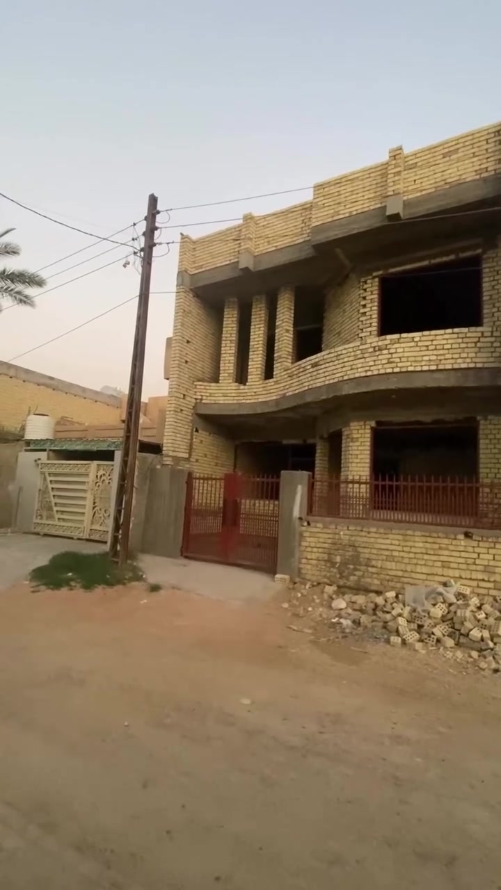 هيكل 100 متر طابقين للبيع
ابو منيصير الضباط الثانيه قريب من القديم

اني راعي البيت مو دلال

***********

***********

