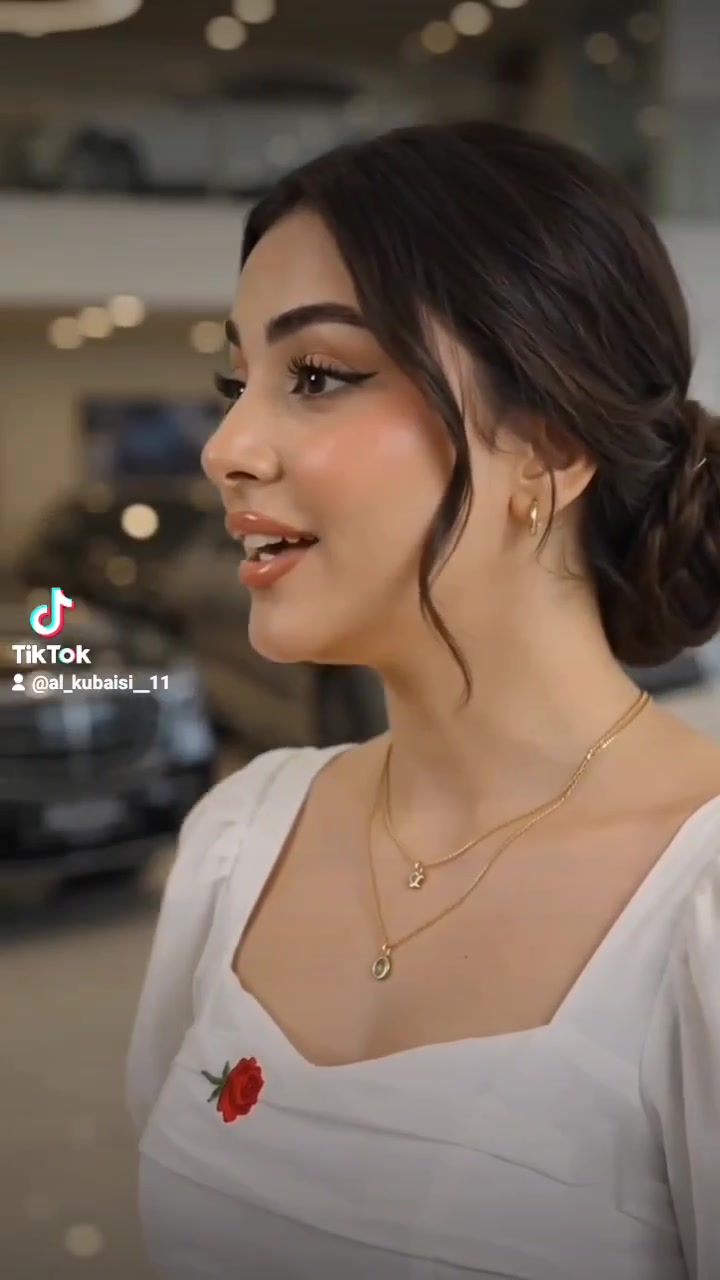 زبائننا الكرام..
دعماً لثقافة الحفاظ على البيئة والتحول نحو الاقتصاد الأخضر، يعلن المصرف العراقي للتجارة TBI عن (قرض السيارات الهجينة والكهربائية) بمزايا تلبي تطلعاتكم.

أبرز مميزات القرض:
• سقف التمويل: يصل إلى (60,000,000) دينار عراقي.
• مدة السداد: تصل إلى 8 سنوات.
• نسبة الفائدة: تبدأ من 6% سنوياً.
• الدفعة المقدمة: 10% فقط من قيمة السيارة.
الفئات المشمولة:🌞
• موظفو الدولة (الموطنة وغير الموطنة رواتبهم لدى مصرف tpi).
• موظفو القطاع الخاص.
• المواطنون (أصحاب المهن والأعمال الحرة).

الضمانات:
تتنوع الضمانات لتشمل (ضمان الراتب، الكفيل الضامن، أو الرهن العقاري) لضمان حصولكم على التمويل بكل سهولة. 
للإستفسار اكثر الاتصال على الأرقام المبينة ادناة 🌷
***********📞
***********📞
***********📞
***********📞
شركة المستقبل لبيع السيارات بالتقسيط. 
بغداد السيدية شارع العلوة مقابل مدرسة حلم الغد نتشرف بزيارتكم مع التقدير والاحترام
